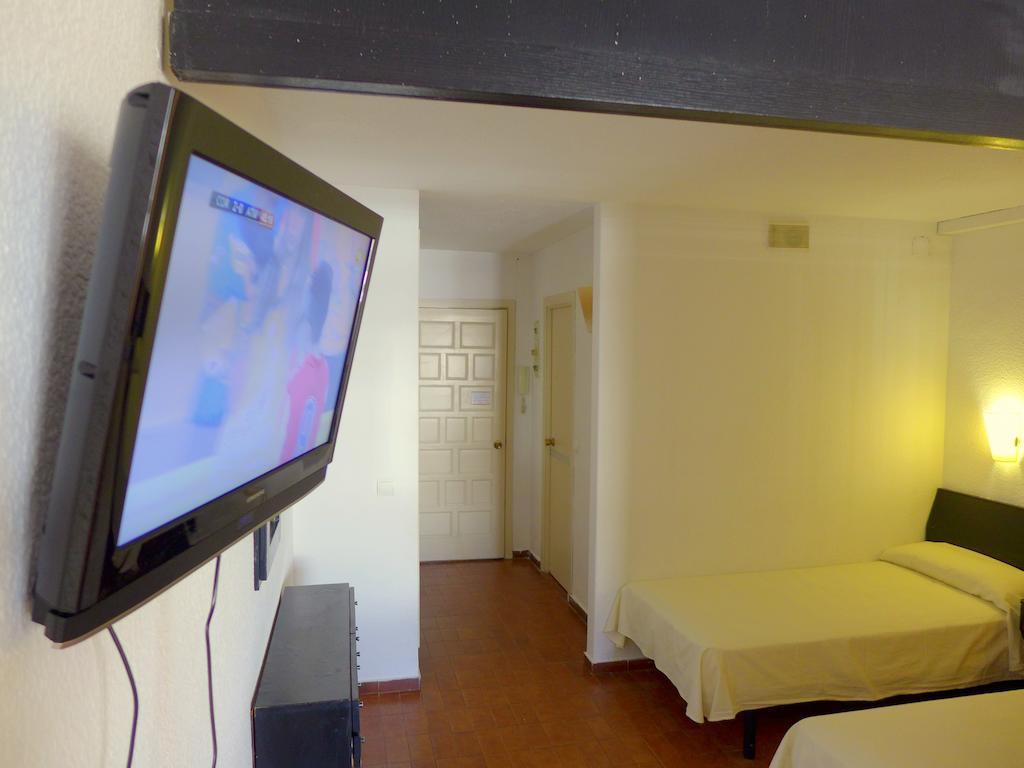 Rentalmar Alboran Apartments Salou Exterior photo