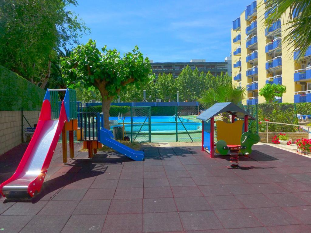 Rentalmar Alboran Apartments Salou Exterior photo